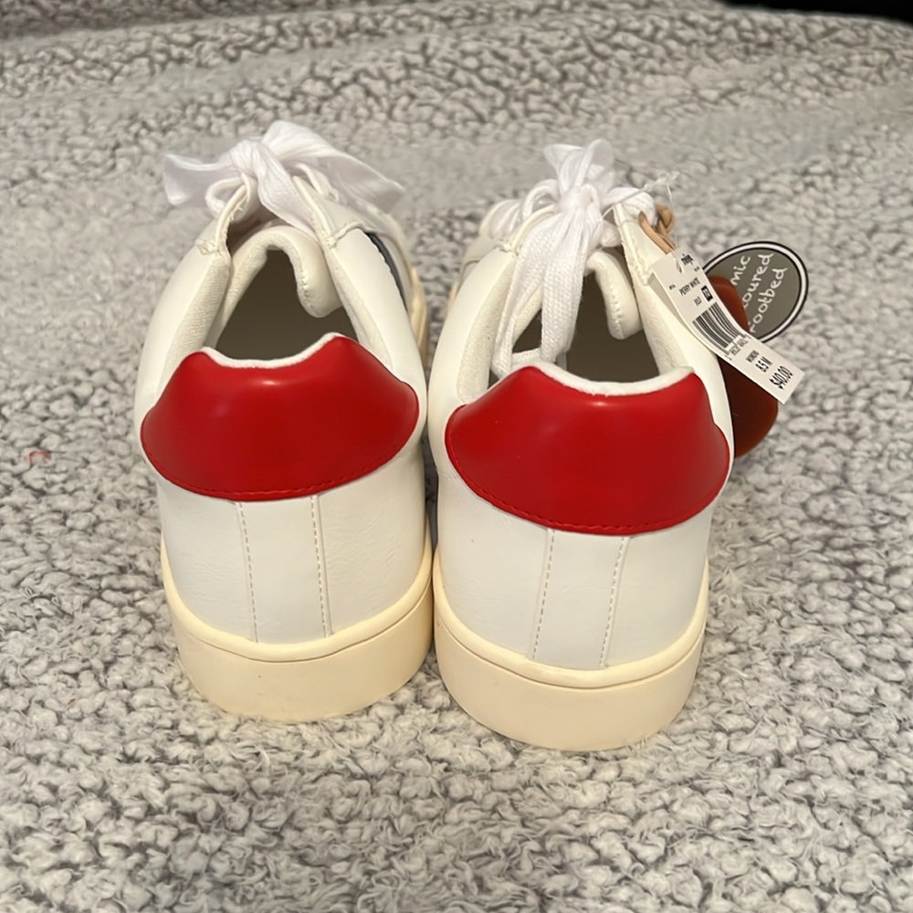MIA White Sneakers with‎ Red and Blue Accents - Picture 2 of 9